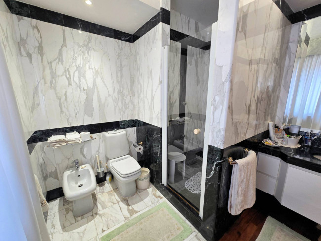 Villa di pregio con ottime rifiniture in comoda zona residenziale in vendita a Pieve a Nievole