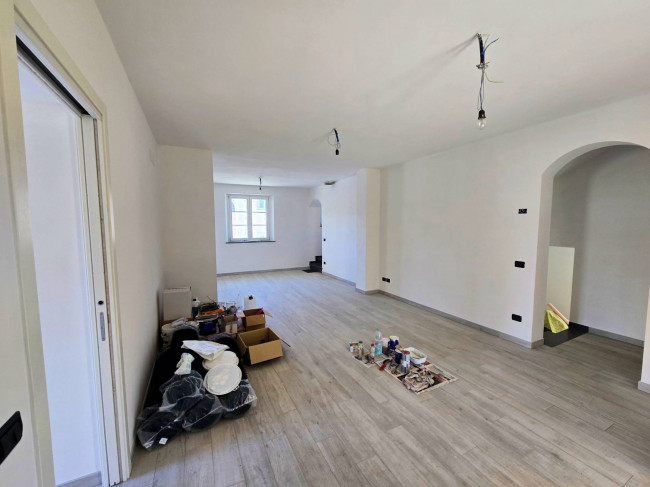 Villa unifamiliare di nuova costruzione con ampio giardino in vendita a Capannori