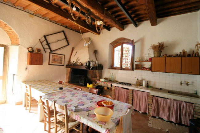 Podere panoramico in Maremma in vendita a Roccastrada