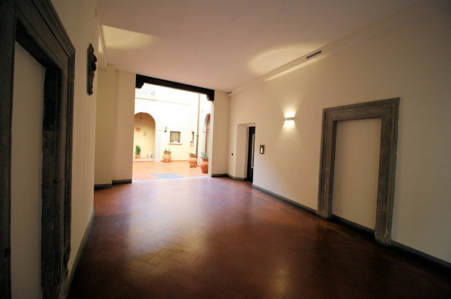 Appartamento al piano secondo con ascensore in centro storico in vendita a Pistoia