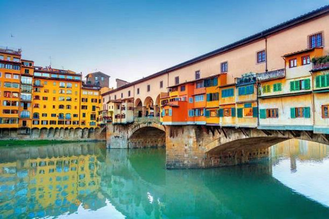 Proponiamo la vendita di ville nei dintorni di Firenze in vendita a Firenze
