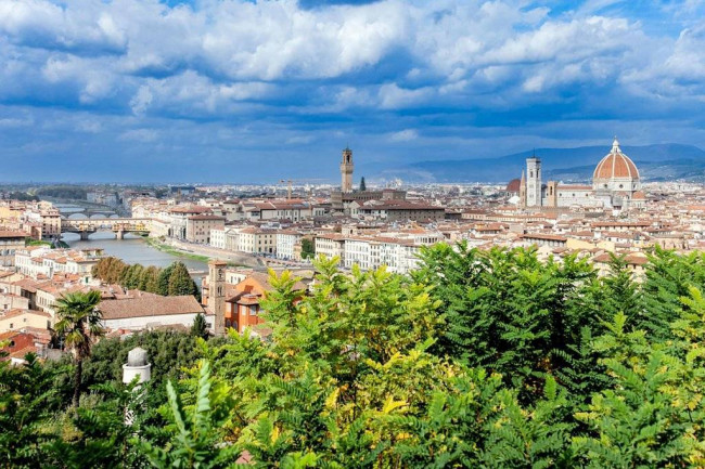 Proponiamo la vendita di ville nei dintorni di Firenze in vendita a Firenze