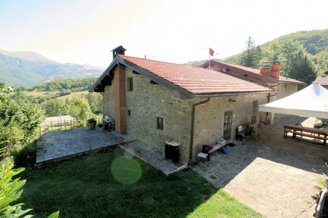 BEL COMPLESSO AGRITURISTICO SITO IN UN'OASI DI PACE ED ASSOLUTA BELLEZZA NATURALISTICA in vendita a San Marcello Piteglio