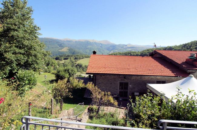 BEL COMPLESSO AGRITURISTICO SITO IN UN'OASI DI PACE ED ASSOLUTA BELLEZZA NATURALISTICA in vendita a San Marcello Piteglio