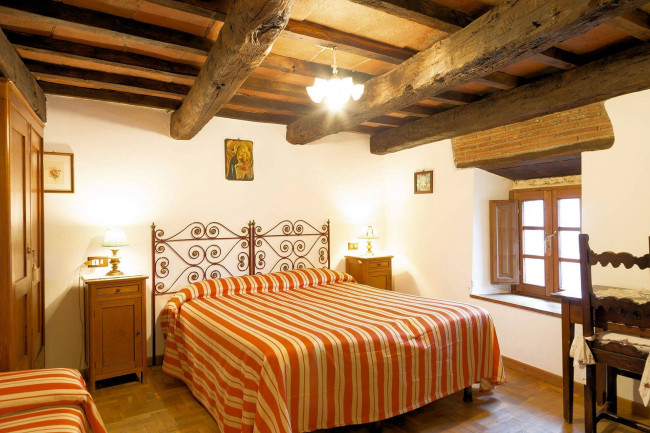 BEL COMPLESSO AGRITURISTICO SITO IN UN'OASI DI PACE ED ASSOLUTA BELLEZZA NATURALISTICA in vendita a San Marcello Piteglio