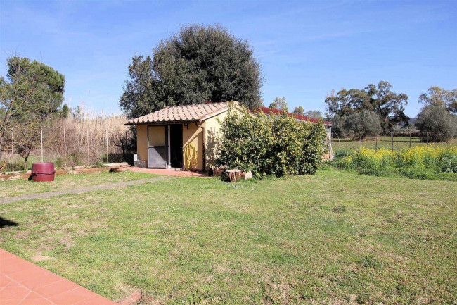 Porzione terratetto di rustico Toscano ristrutturato con giardino in vendita a Grosseto