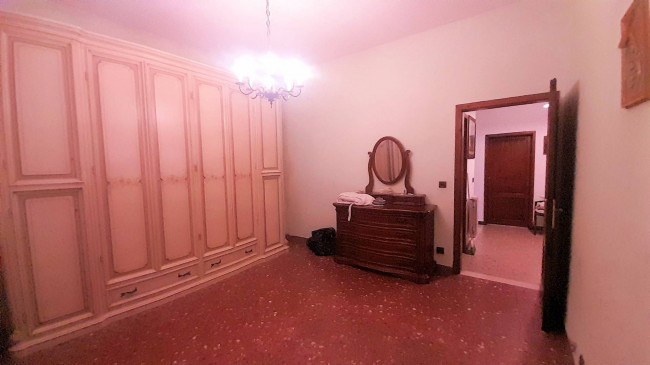 Villetta unifamiliare con giardino in vendita a Castelfranco di Sotto