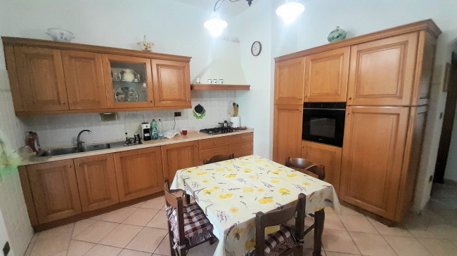 Villetta unifamiliare con giardino in vendita a Castelfranco di Sotto