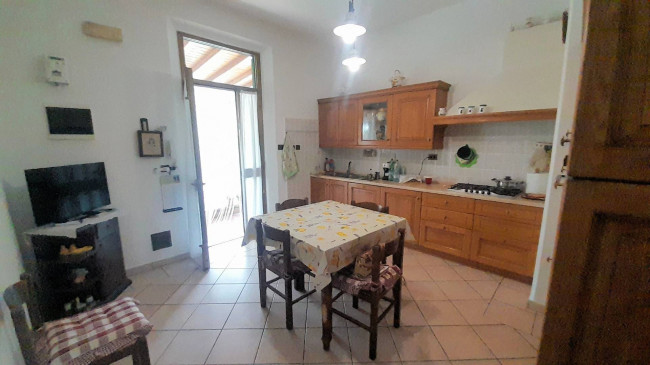 Villetta unifamiliare con giardino in vendita a Castelfranco di Sotto