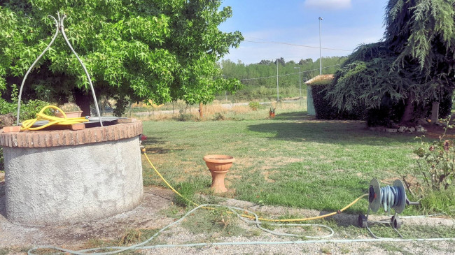 Villetta unifamiliare con giardino in vendita a Castelfranco di Sotto