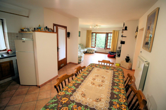 Appartamento al piano terra con giardino esclusivo e vista panoramica in vendita a Abetone Cutigliano