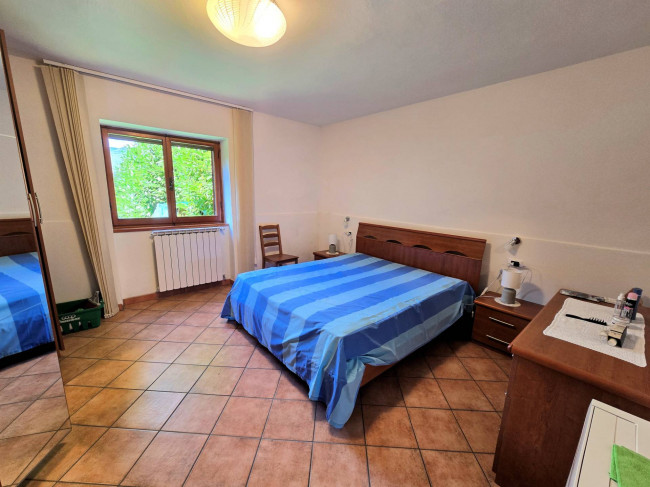 Appartamento al piano terra con giardino esclusivo e vista panoramica in vendita a Abetone Cutigliano