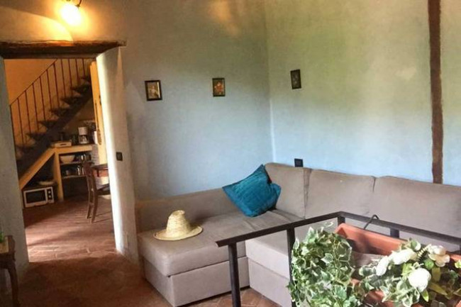 Rustico in stile Toscano con ampio terreno piscina laghetto e vista panoramica in vendita a San Marcello Piteglio