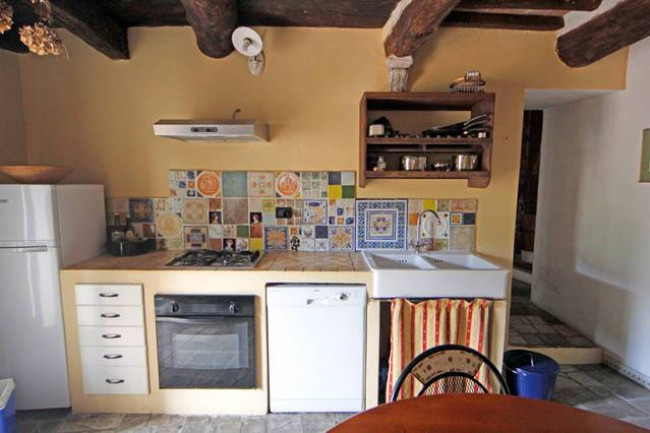 Rustico in stile Toscano con ampio terreno piscina laghetto e vista panoramica in vendita a San Marcello Piteglio