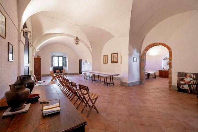 Azienda Vitivinicola di alto livello nel Chianti Classico in vendita a Siena