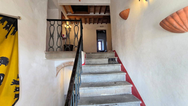 Rustico in stile Toscano con terreno in splendida posizione in vendita a Monterotondo Marittimo
