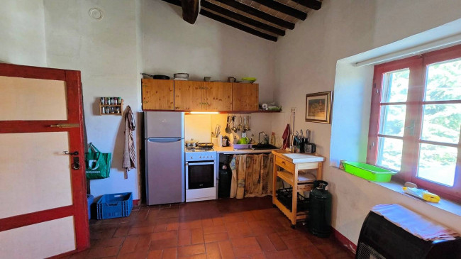 Rustico in stile Toscano con terreno in splendida posizione in vendita a Monterotondo Marittimo