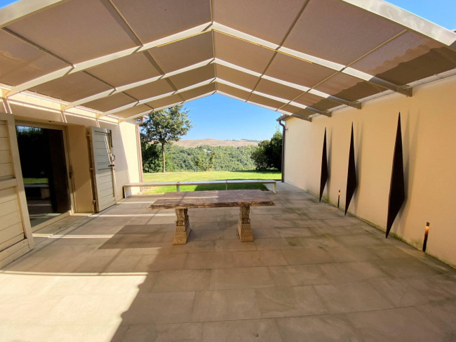 Proprieta' prestigiosa in un'oasi di pace e bellezza naturalistica in vendita a Volterra