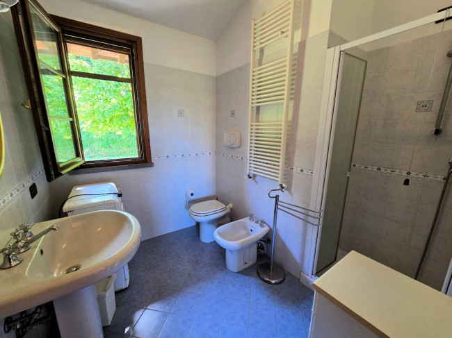 Rustico in stile Toscano con terreno in splendida posizione in vendita a Montopoli in Val d'Arno