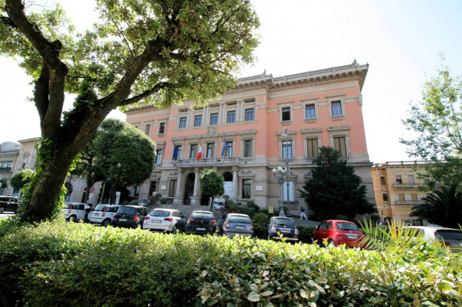 Appartamento completamente ristrutturato al piano terra in vendita a Montecatini-Terme