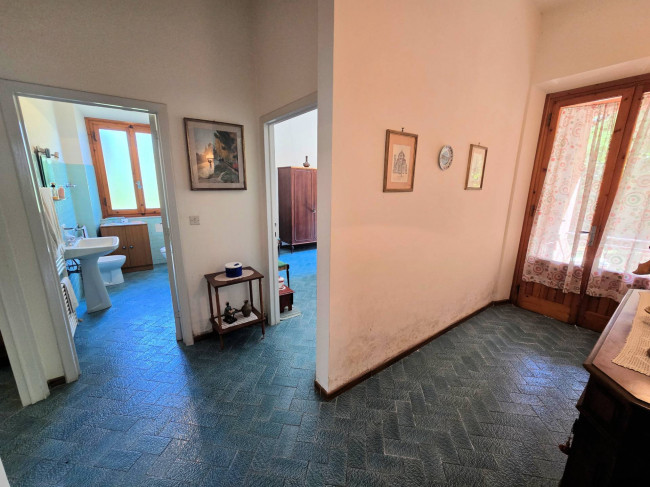 Villetta libera su quattro lati con giardino in vendita a Marliana