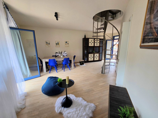 Appartamento al piano primo con ascensore in complesso residenziale con piscina in vendita a Rosignano Marittimo