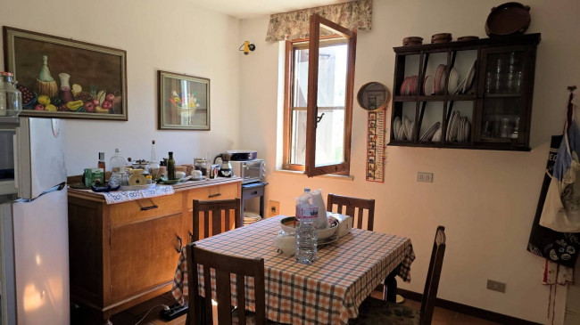 Villa unifamiliare con piscina e ampio terreno in vendita a Scansano