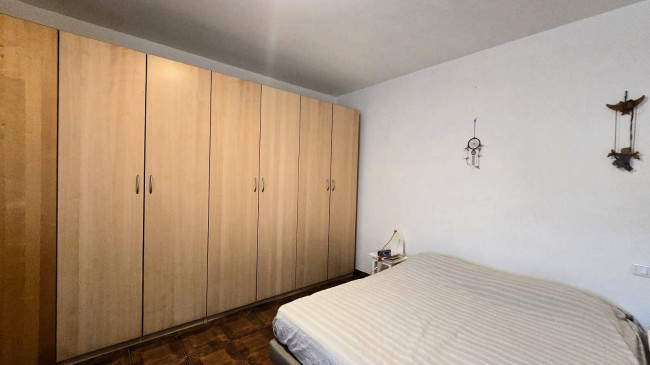 Casa indipendente ristrutturata con terreno e vista panoramica in vendita a Roccastrada