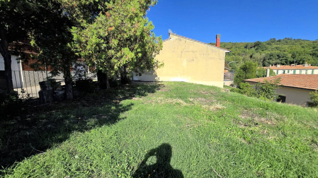 Palazzina terratetto nel centro del paese in vendita a Roccastrada