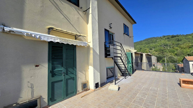 Palazzina terratetto nel centro del paese in vendita a Roccastrada