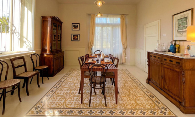Villa unifamiliare con dependance ampio giardino piscina e vista panoramica in vendita a Larciano