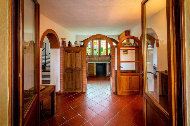  for sale in Volterra