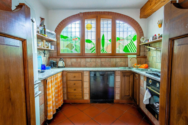  for sale in Volterra