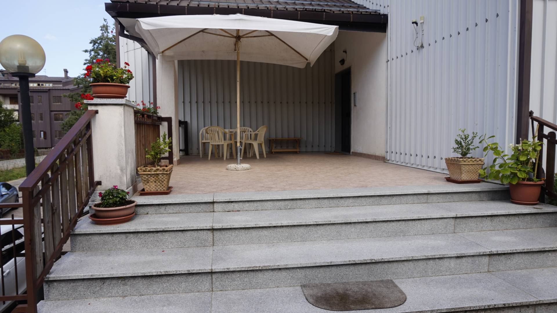 Appartamento SPEZZANO DELLA SILA vendita  Camigliatello Silano  Effebi Immobiliare