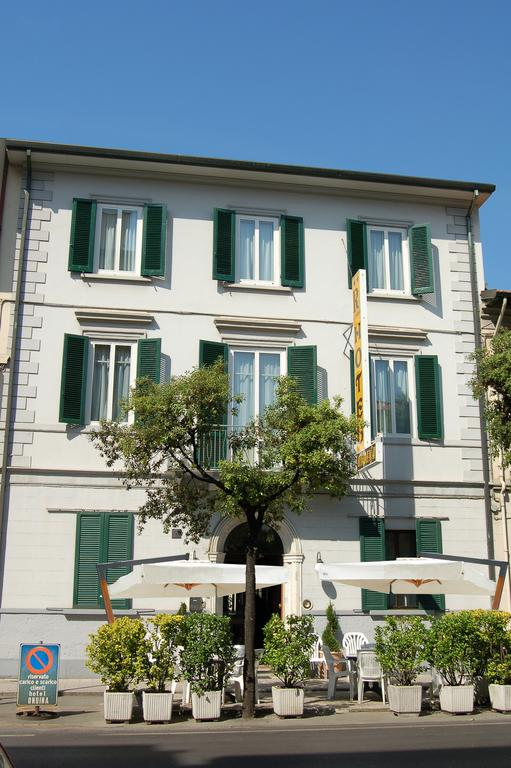 Albergo/Hotel in vendita a Viareggio (LU)