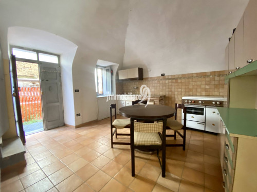 Casa indipendente in vendita a Monticchio, L'aquila (AQ)
