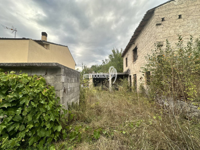 Rustico in vendita a Arischia, L'aquila (AQ)