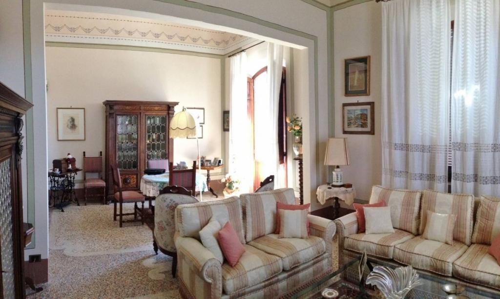 Villa PISA vendita  Marina di Pisa  iDomus servizi Immobiliari S.r.l.