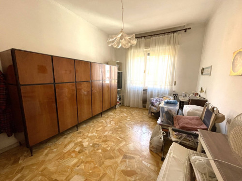 Ingrandisci la foto