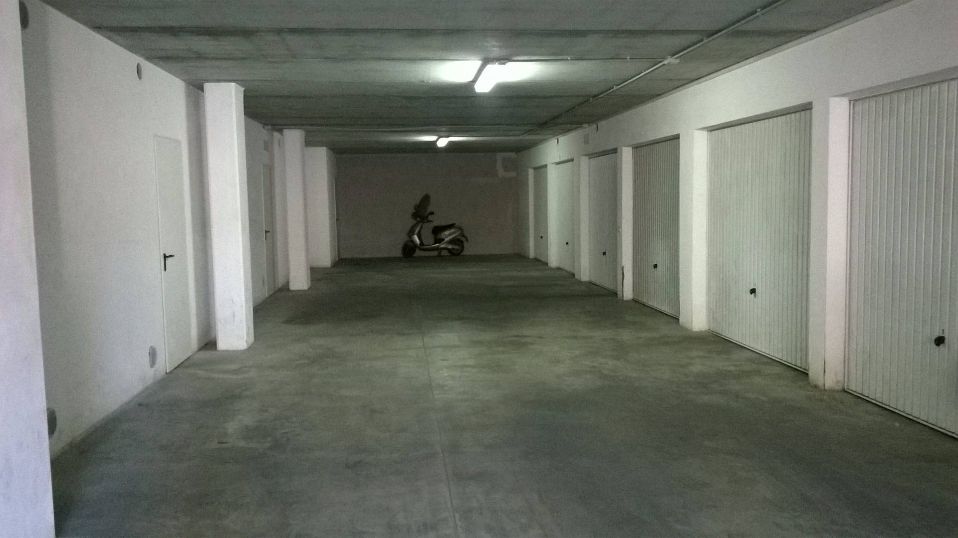 Box auto - Posto auto PESCARA vendita  Zona Nord  Bucci Immobiliare di Bucci Tommaso