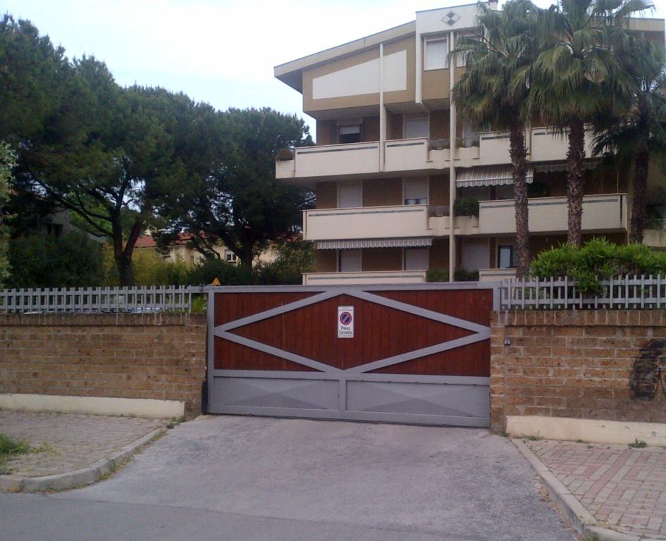 Box auto - Posto auto PESCARA vendita  Zona Nord  Bucci Immobiliare di Bucci Tommaso