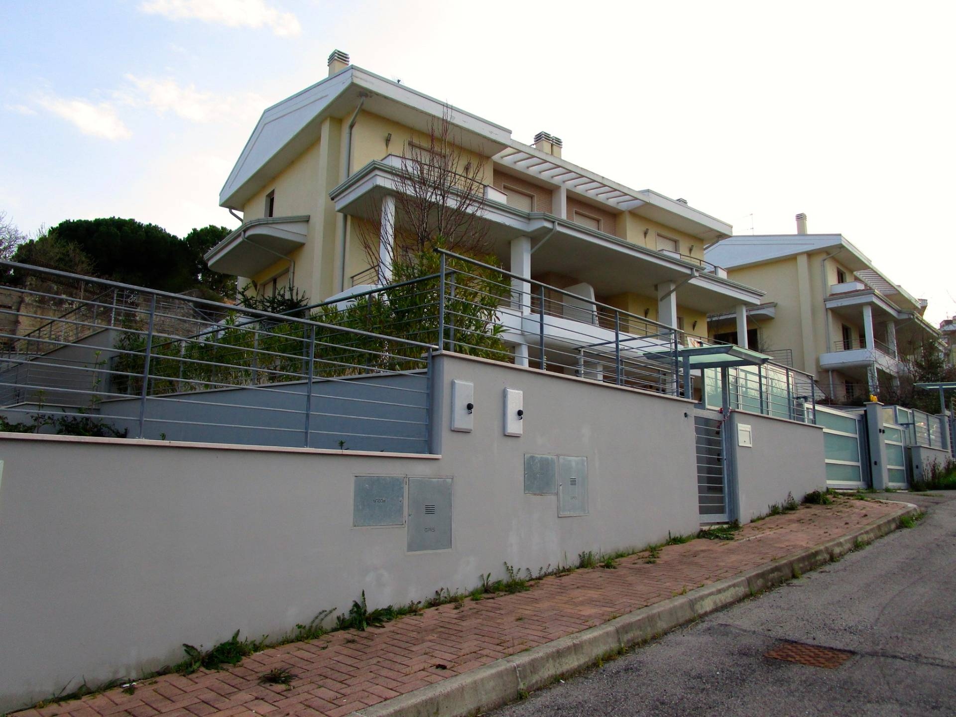 Villa MONTESILVANO vendita  Montesilvano colli  Bucci Immobiliare di Bucci Tommaso