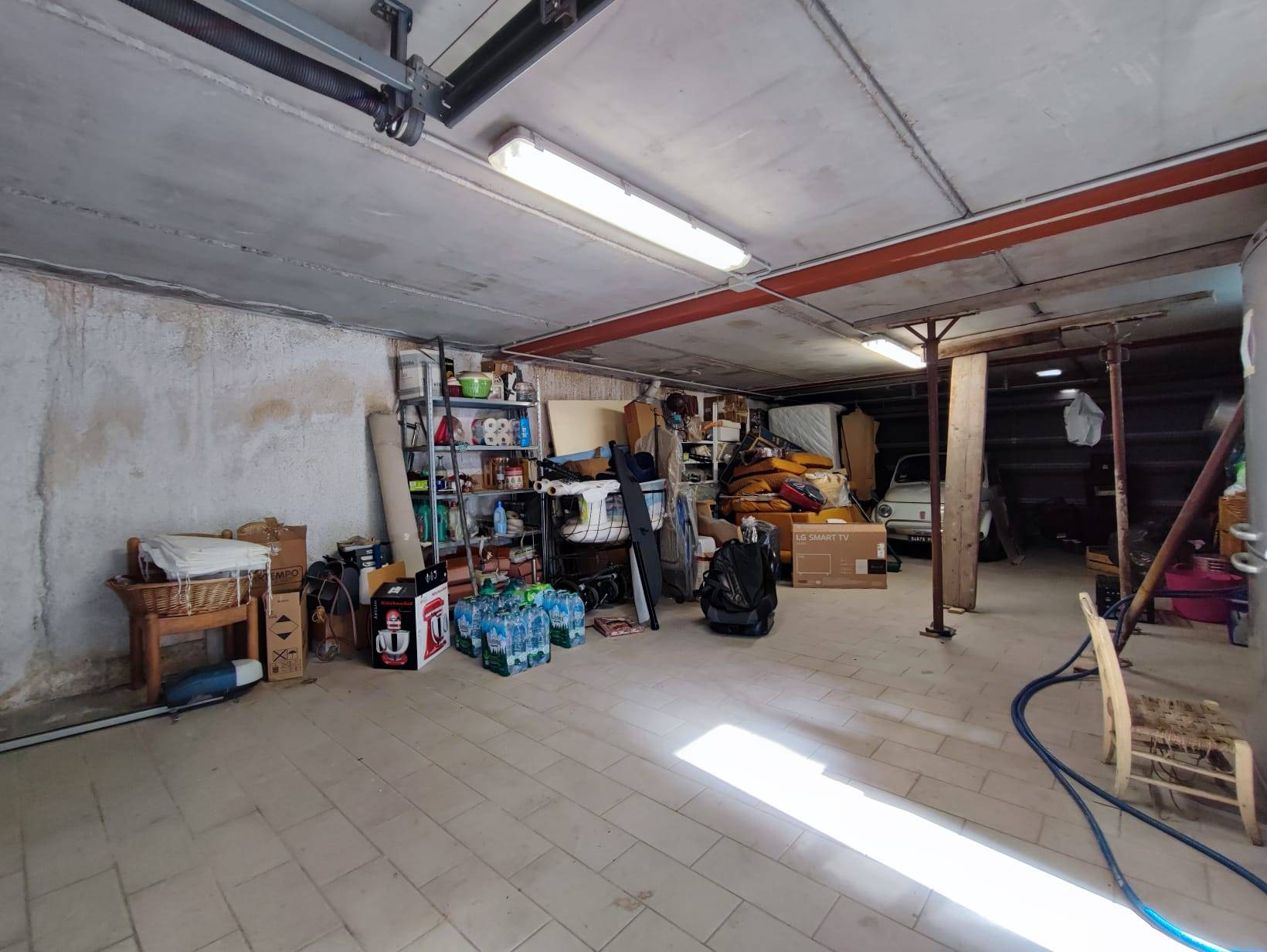 Garage/Box/Posto auto in vendita a Pescara (PE)