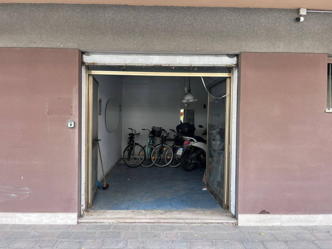Garage/Box/Posto auto in vendita a Pescara (PE)