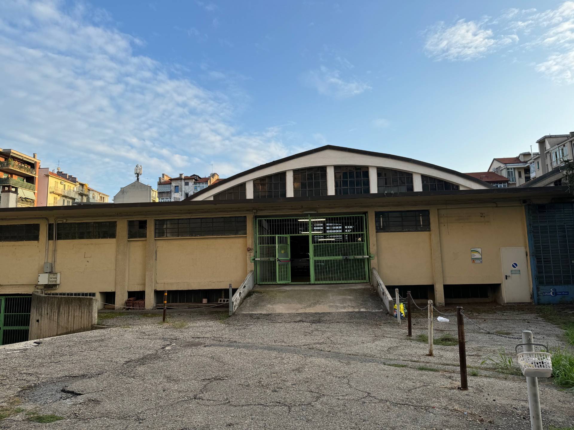 Garage/Box/Posto auto in vendita a Lingotto, Torino (TO)