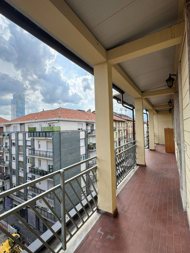 Appartamento in vendita a Torino - Nizza Millefonti