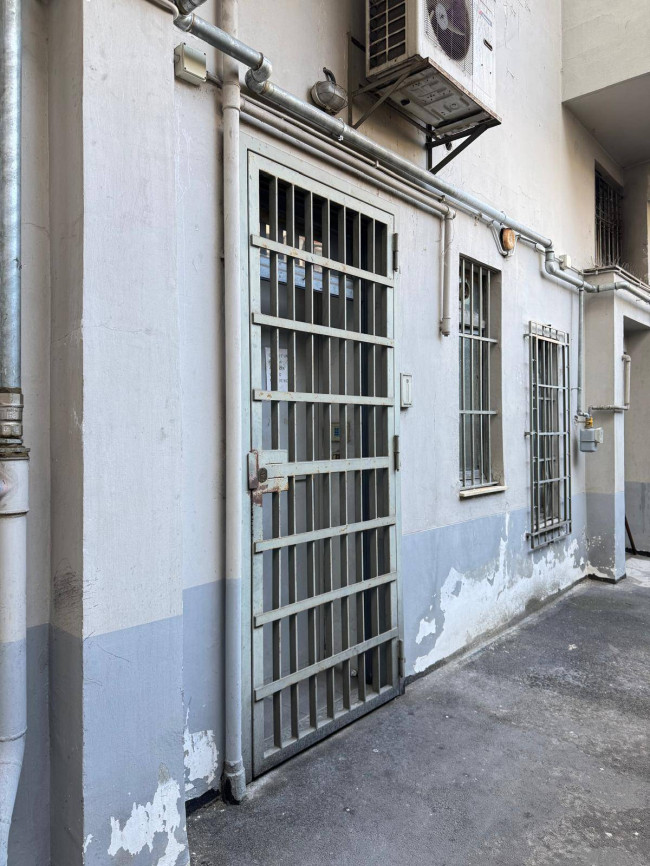 Locale commerciale in affitto a Torino - Santa Rita