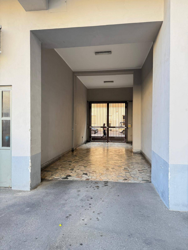 Locale commerciale in affitto a Torino - Santa Rita