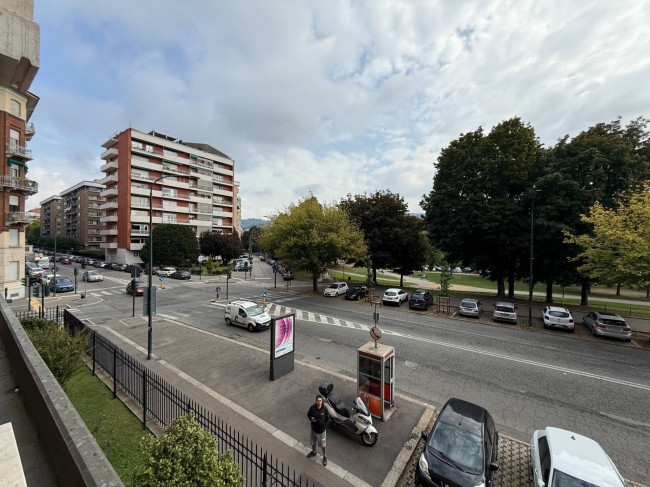 Appartamento in vendita a Torino - Nizza Millefonti
