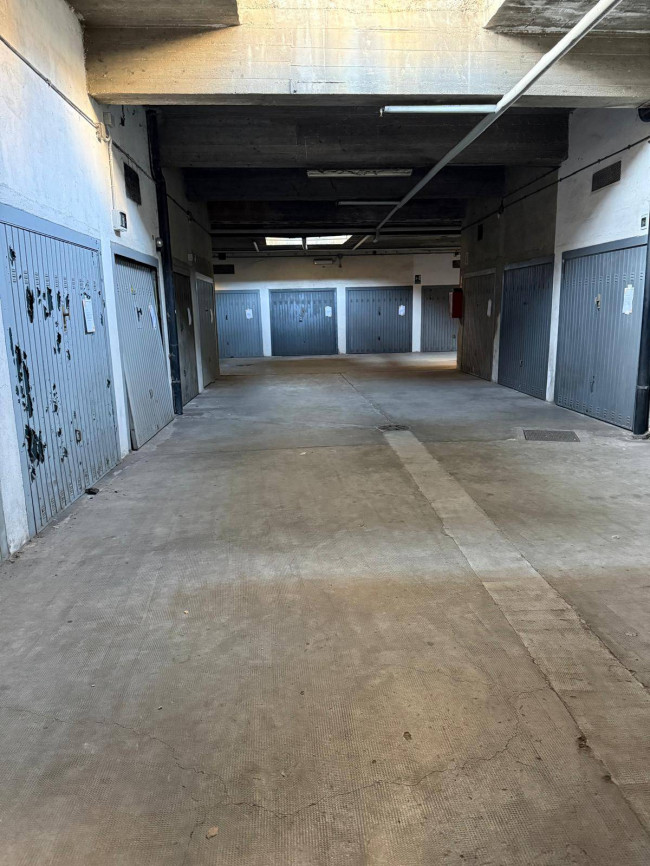 box in vendita a Torino - Santa Rita